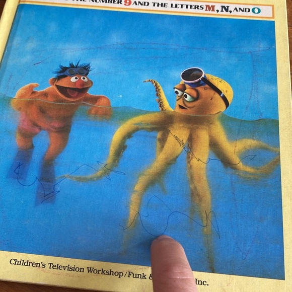 Vintage Sesame Street Hardcovers Volume 9,10,11,12 - Picture 6 of 14